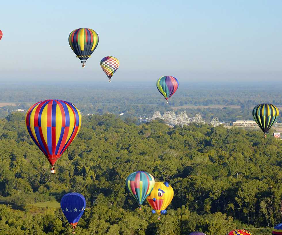 Great Mississippi River Balloon Race Country Roads Magazine